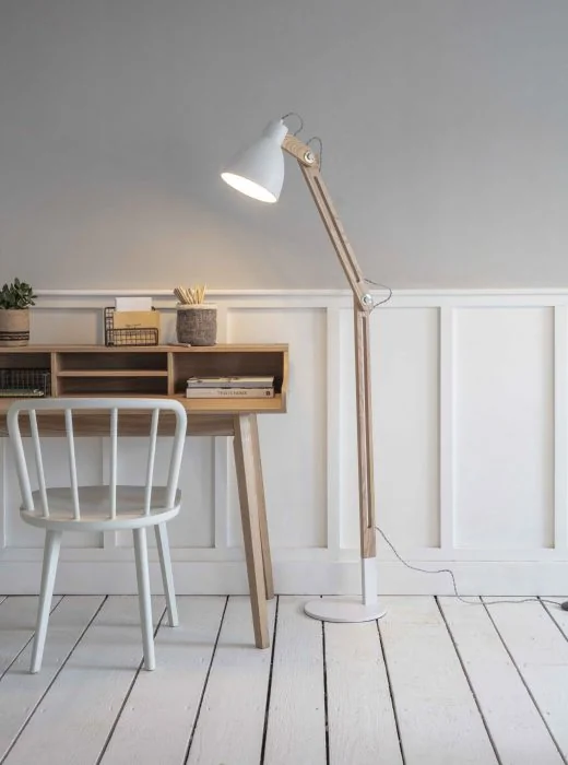Elder Floor Lamp in Lily White - Steel and Rubber Wood - LAEL04