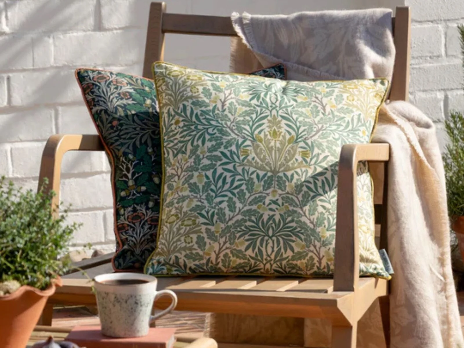 Morris & Co Multi Acorn 45 x 45cm Outdoor Polyester Cushion – view 2