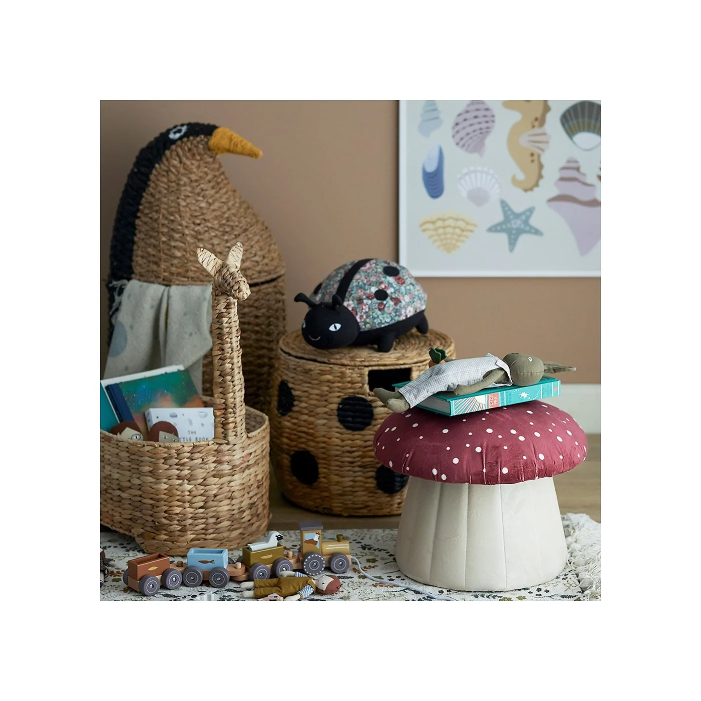 Bloomingville Dinne Giraffe Storage Basket image 2