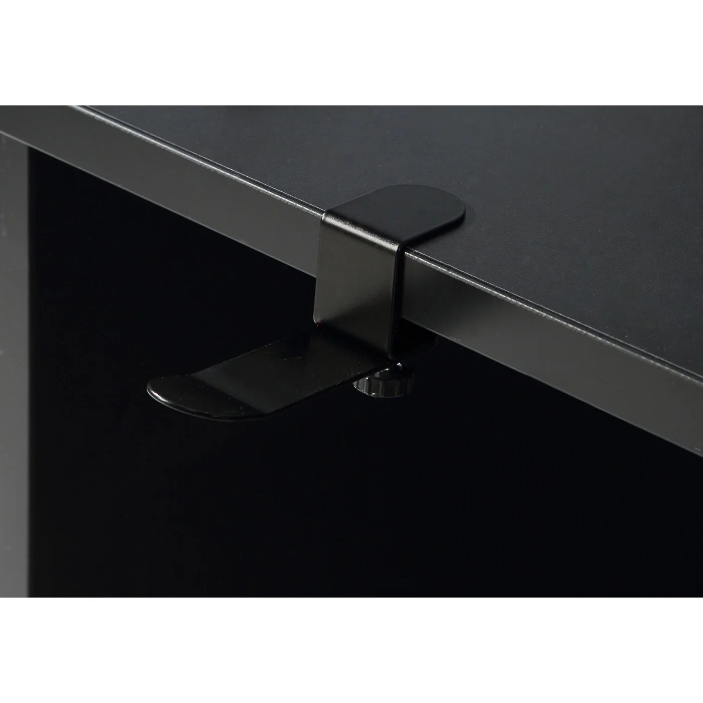Flair Power W L-Shaped Corner Gaming Desk With LED Lights image 3