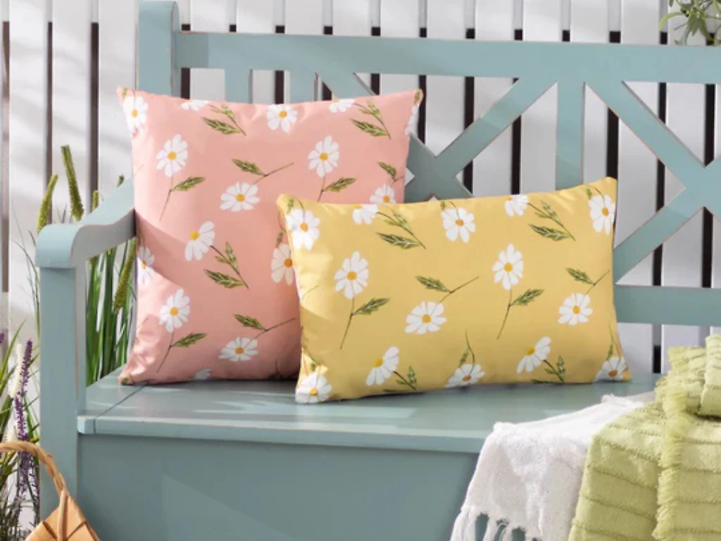 Wylder Daisies Floral Reversible Outdoor Cushion Yellow