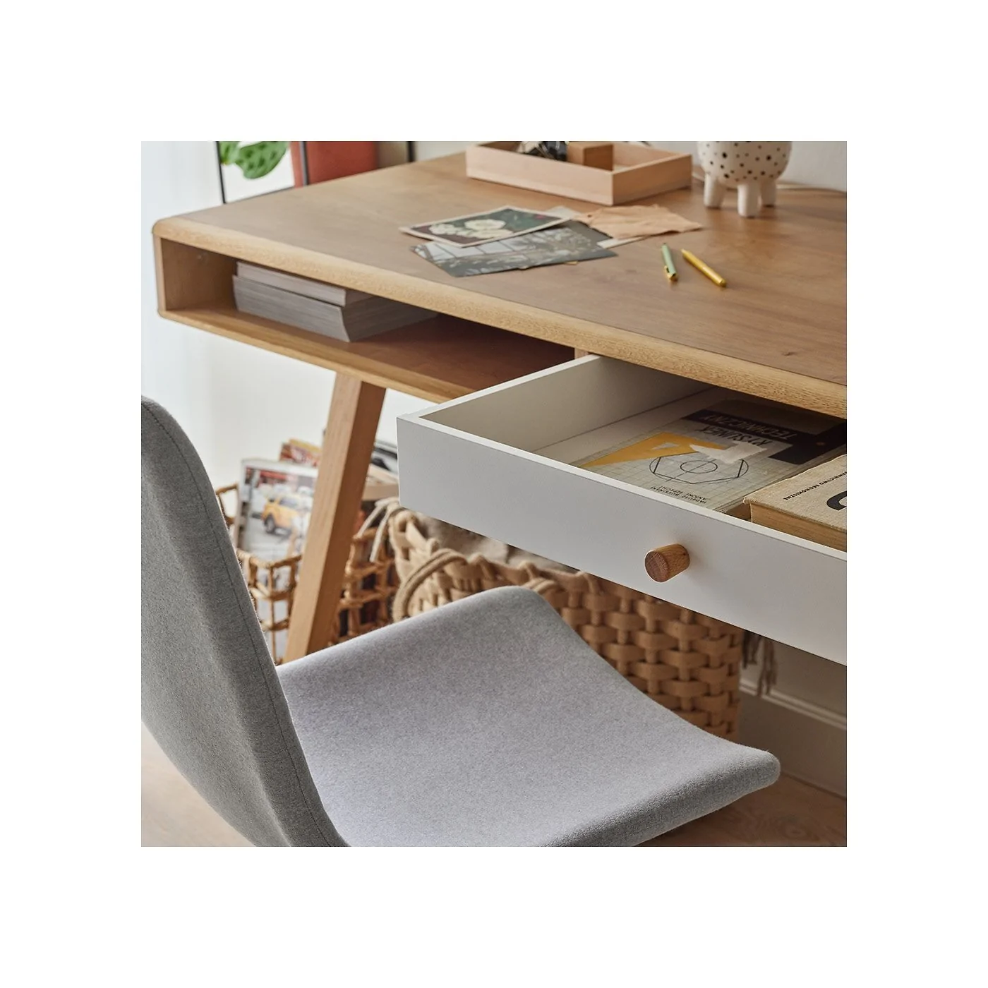 Vox Nature Desk in White & Oak Effect image 4