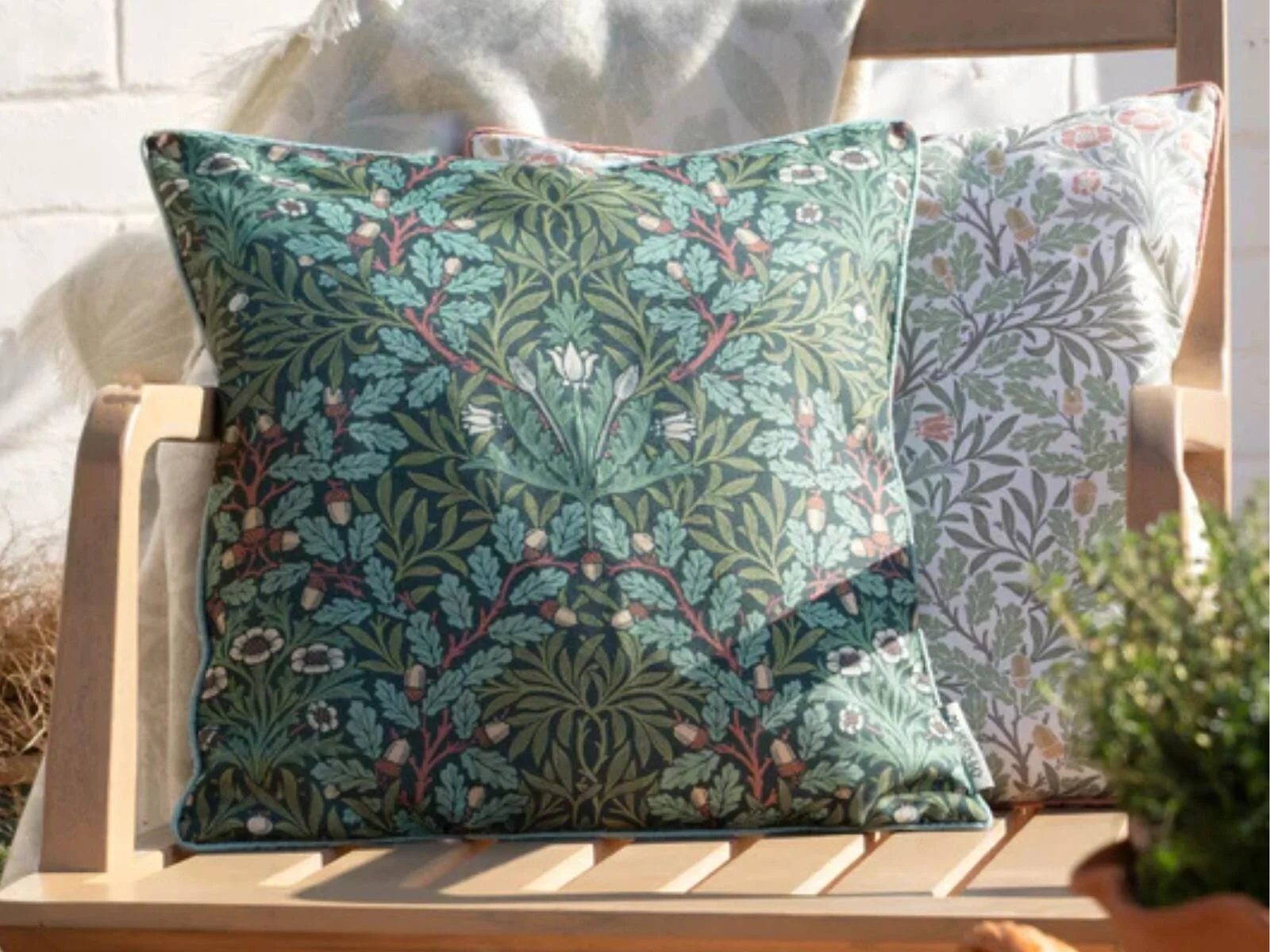 Morris & Co Multi Acorn 45 x 45cm Outdoor Polyester Cushion