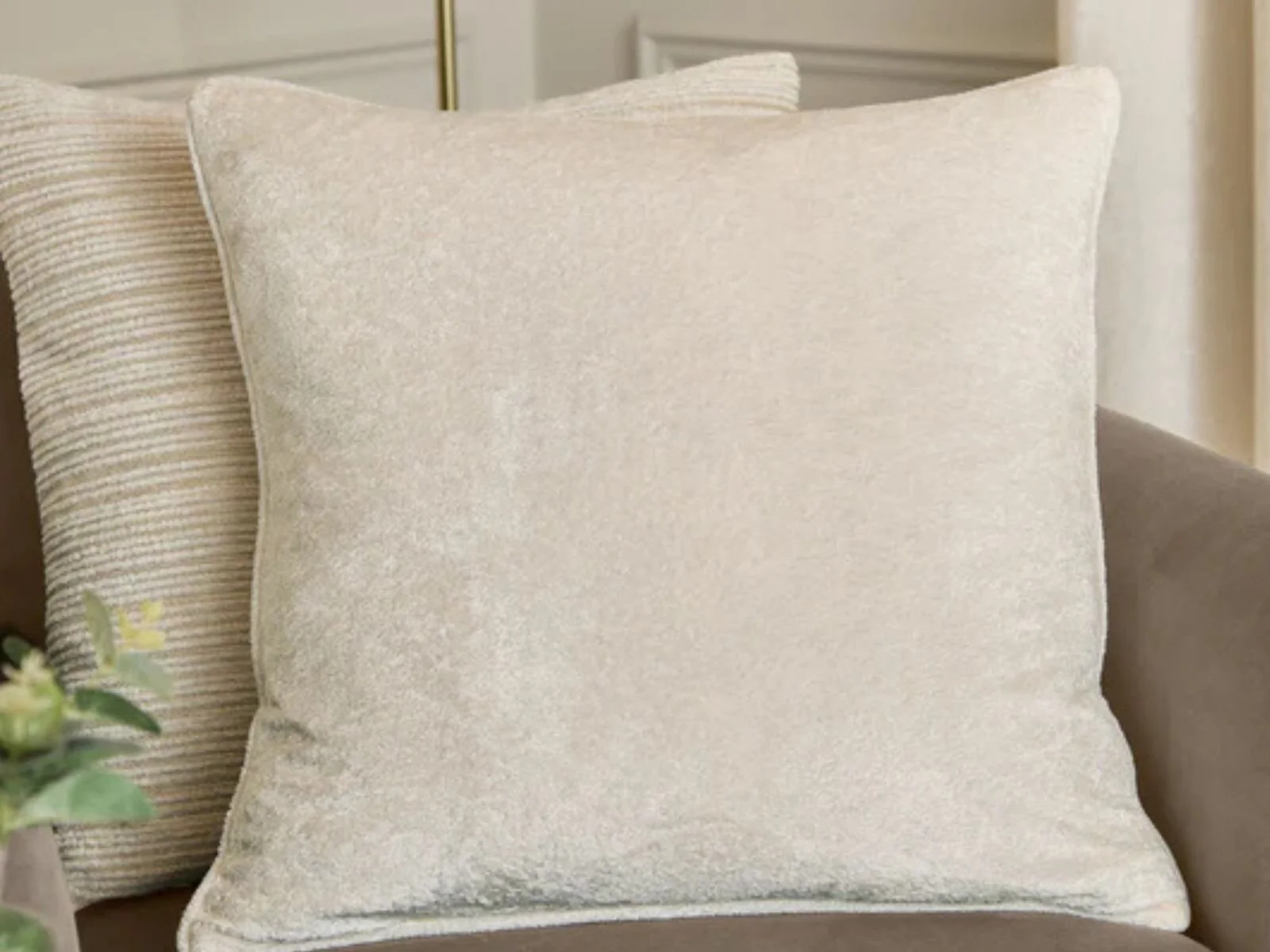 Paoletti Lustre Velvet 50 x 50cm Polyester Cushion – view 4