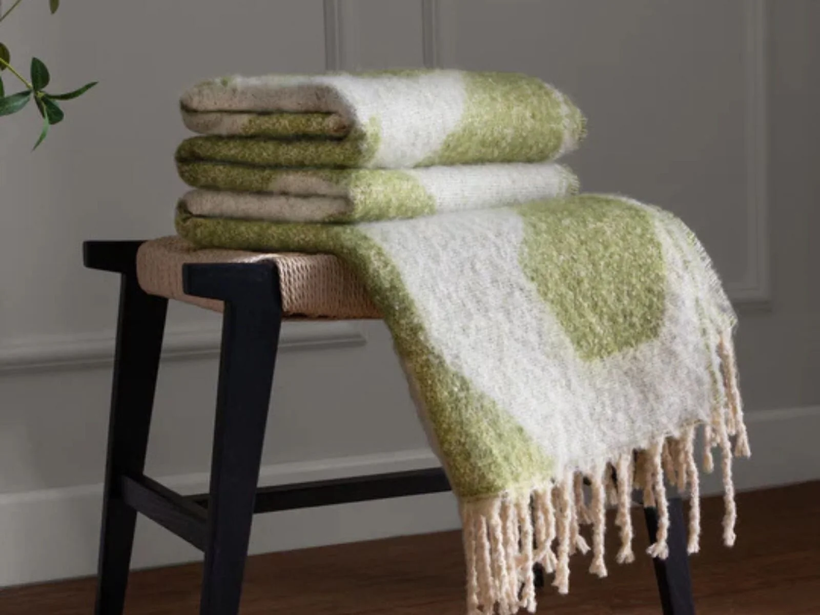 HÖEM Meta 130 x 180cm Jacquard Tasselled Throw Faux Mohair – view 2