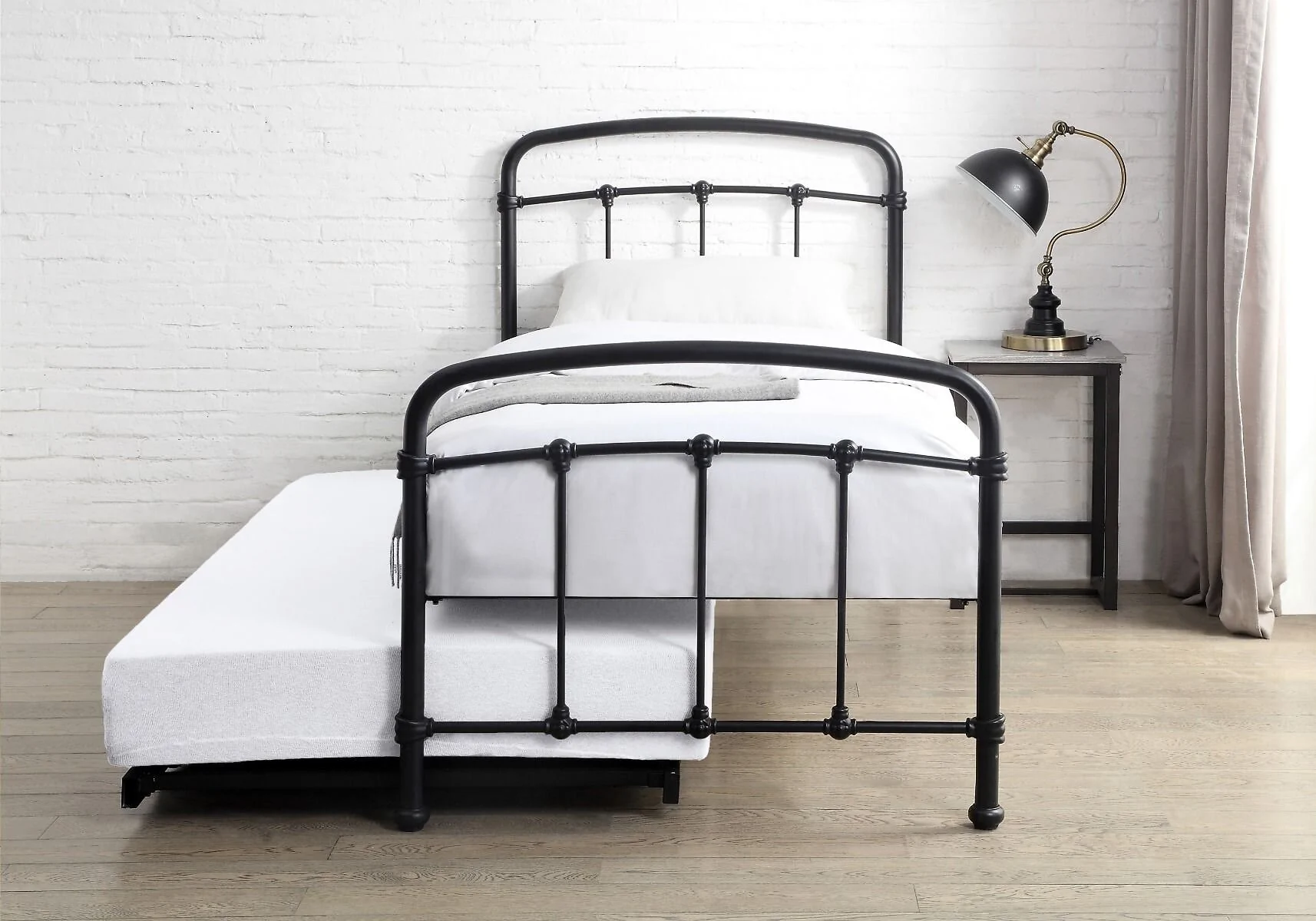 Flintshire Furniture Mostyn Black Metal Guest Bed