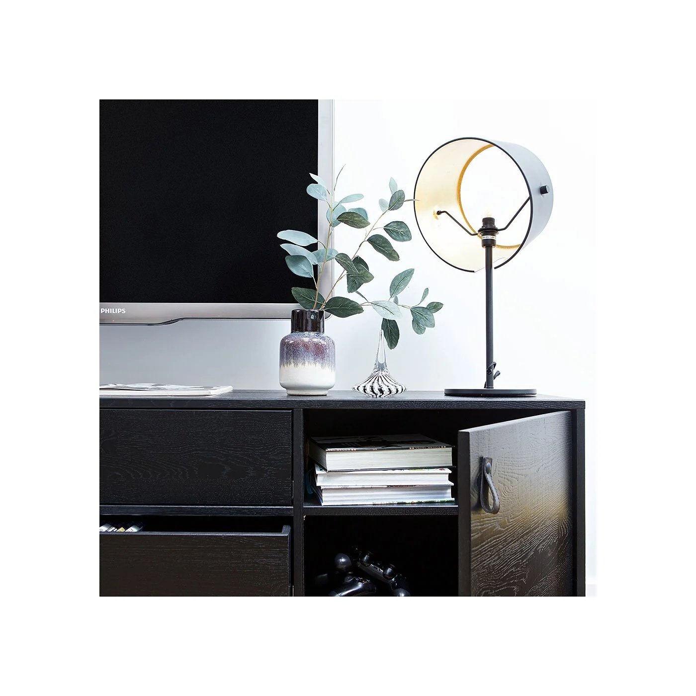 Pien Table Lamp by Woood image 2