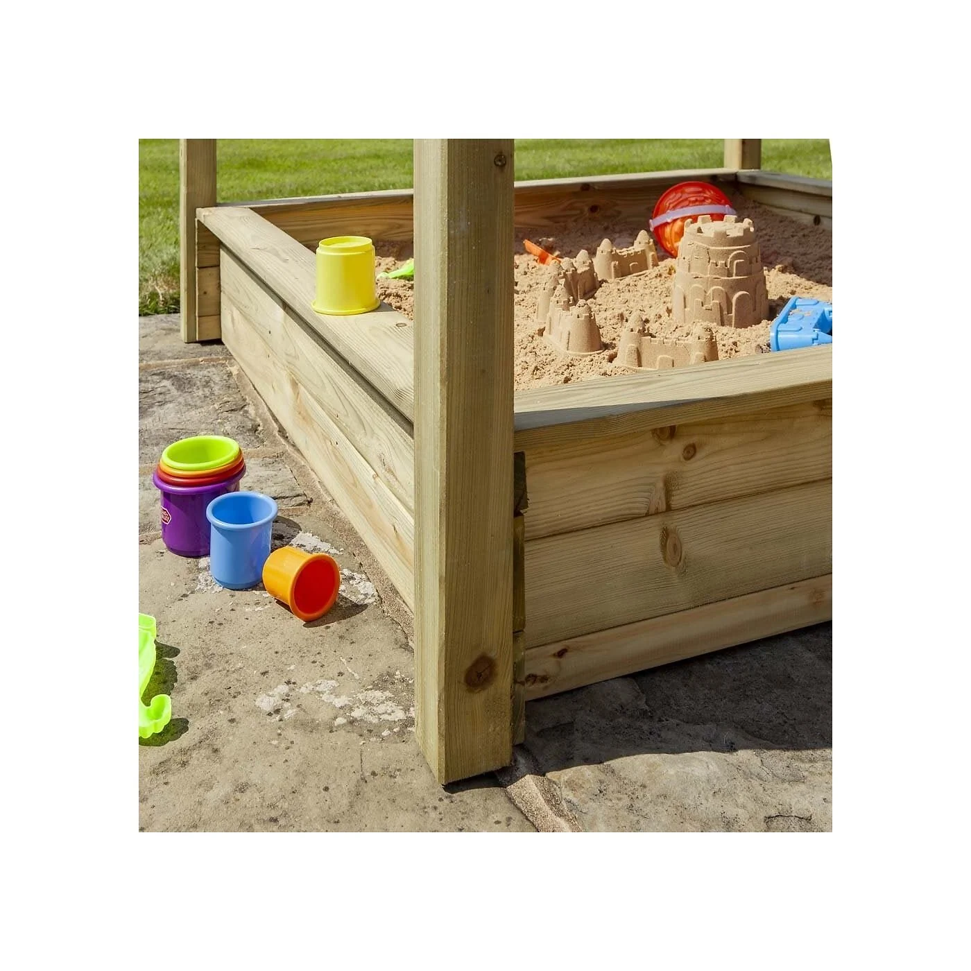 Rowlinson Parkland Sandpit image 5