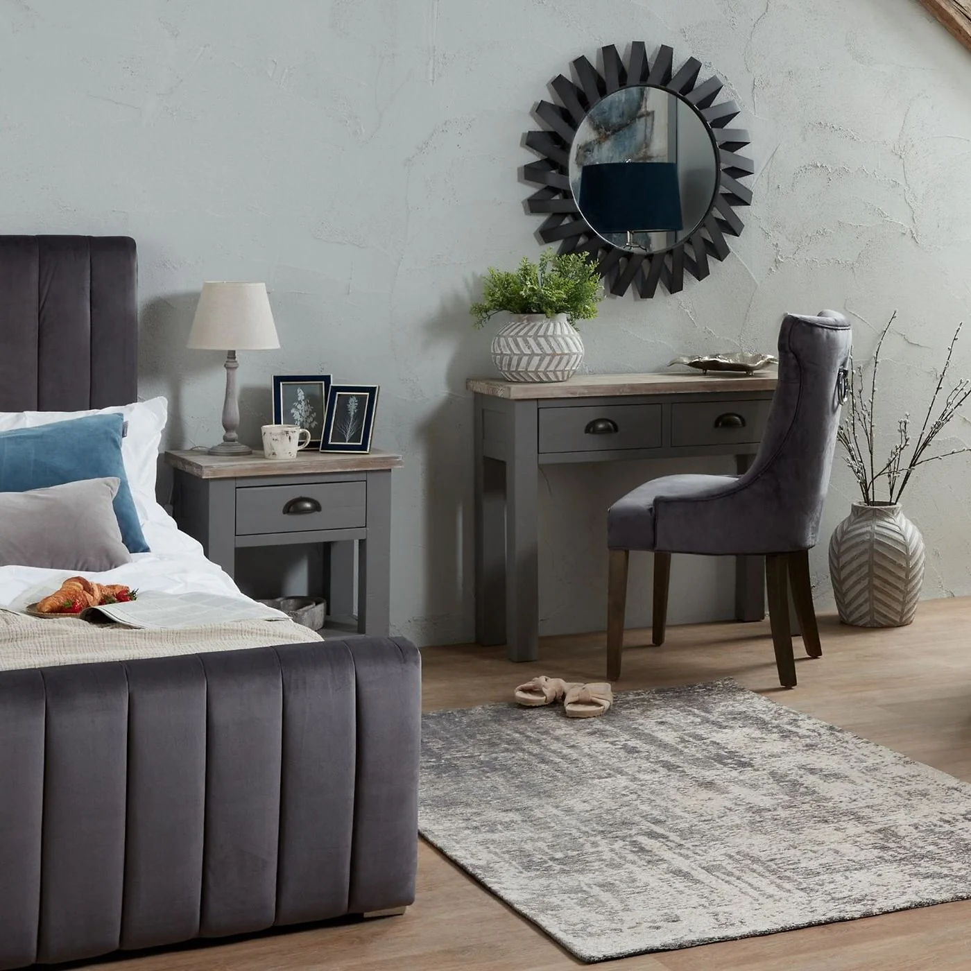 Teos Table Lamp image 4