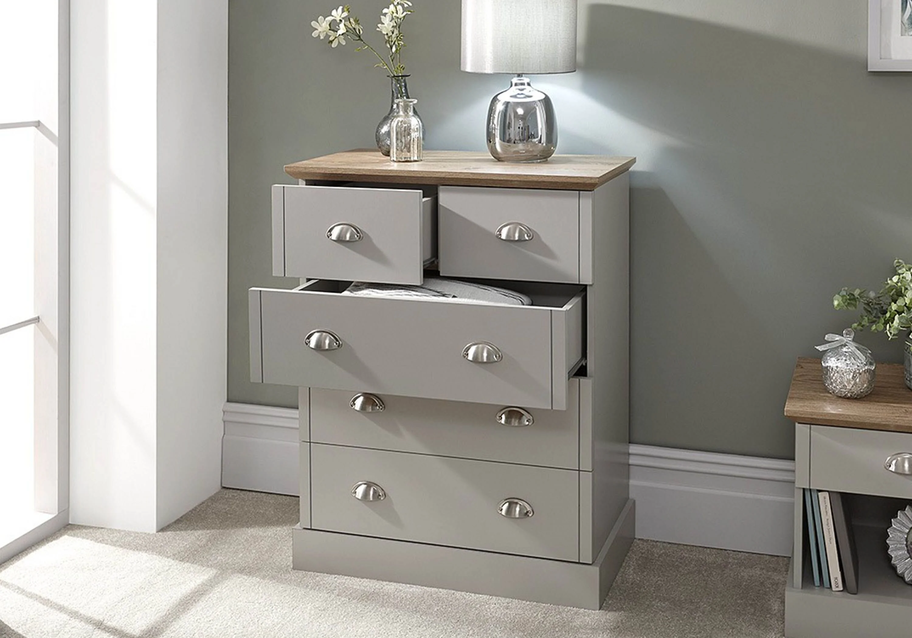 GFW Kendal 5 Drawer Chest with painted finish  oak effect top