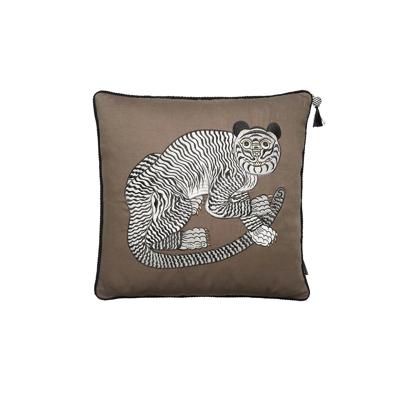 Cozy Living Fable Embroidered Cushion image 5