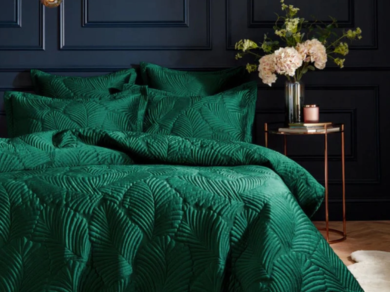 Paoletti Palmeria  Duvet Set with Embroidered Quilted Design – view 3